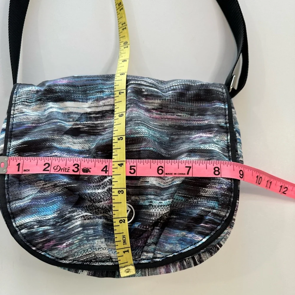 Ivivva By Lululemon Crossbody Bag Fold Over Endless Play Insulated Purple